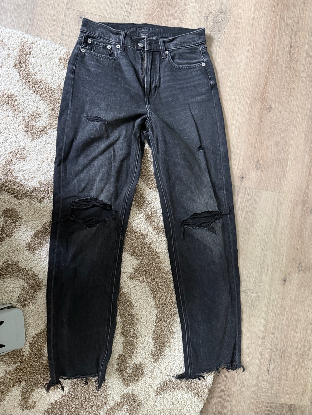 Black American Eagle Distressed Jeans - Slim Straight